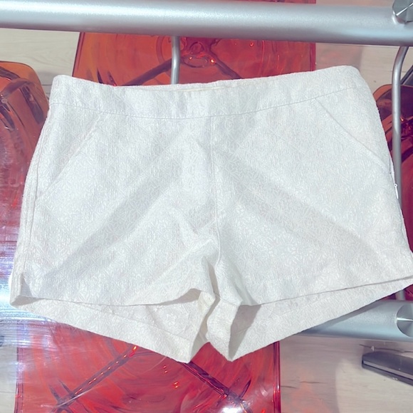 White Jacquard Shorts - USA w27 - Picture 2 of 5